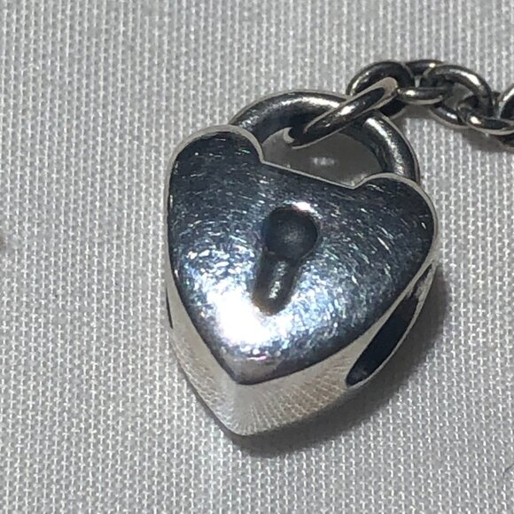 Pandora Key To My Heart Lock Charm RETIRED ALE 925 #790971 Sterling Valentines - Picture 4 of 8
